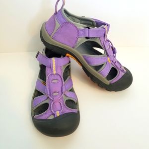 Keen Newport H2 Girls Sandals Purple size y